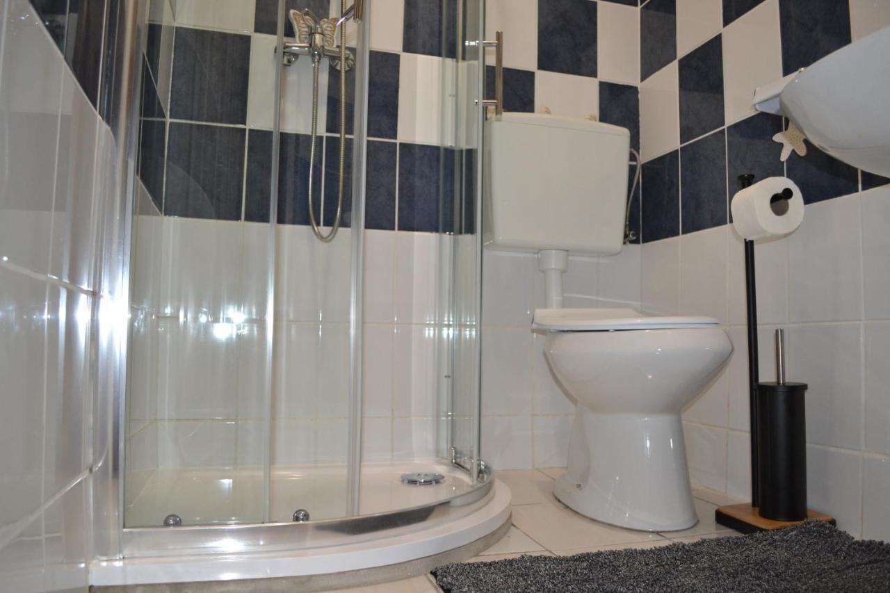Apartments Rem Novalja Ngoại thất bức ảnh