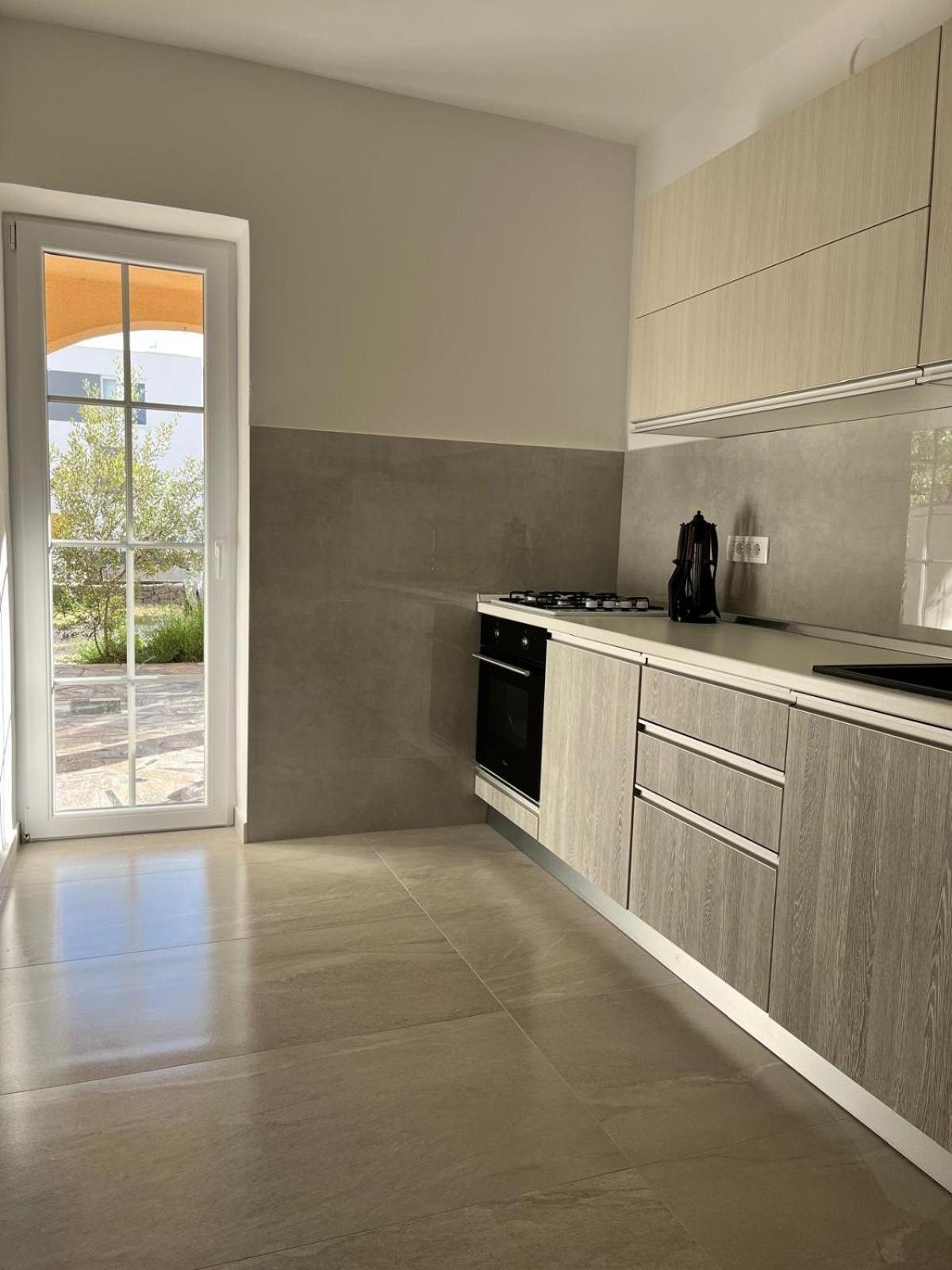 Apartments Rem Novalja Ngoại thất bức ảnh