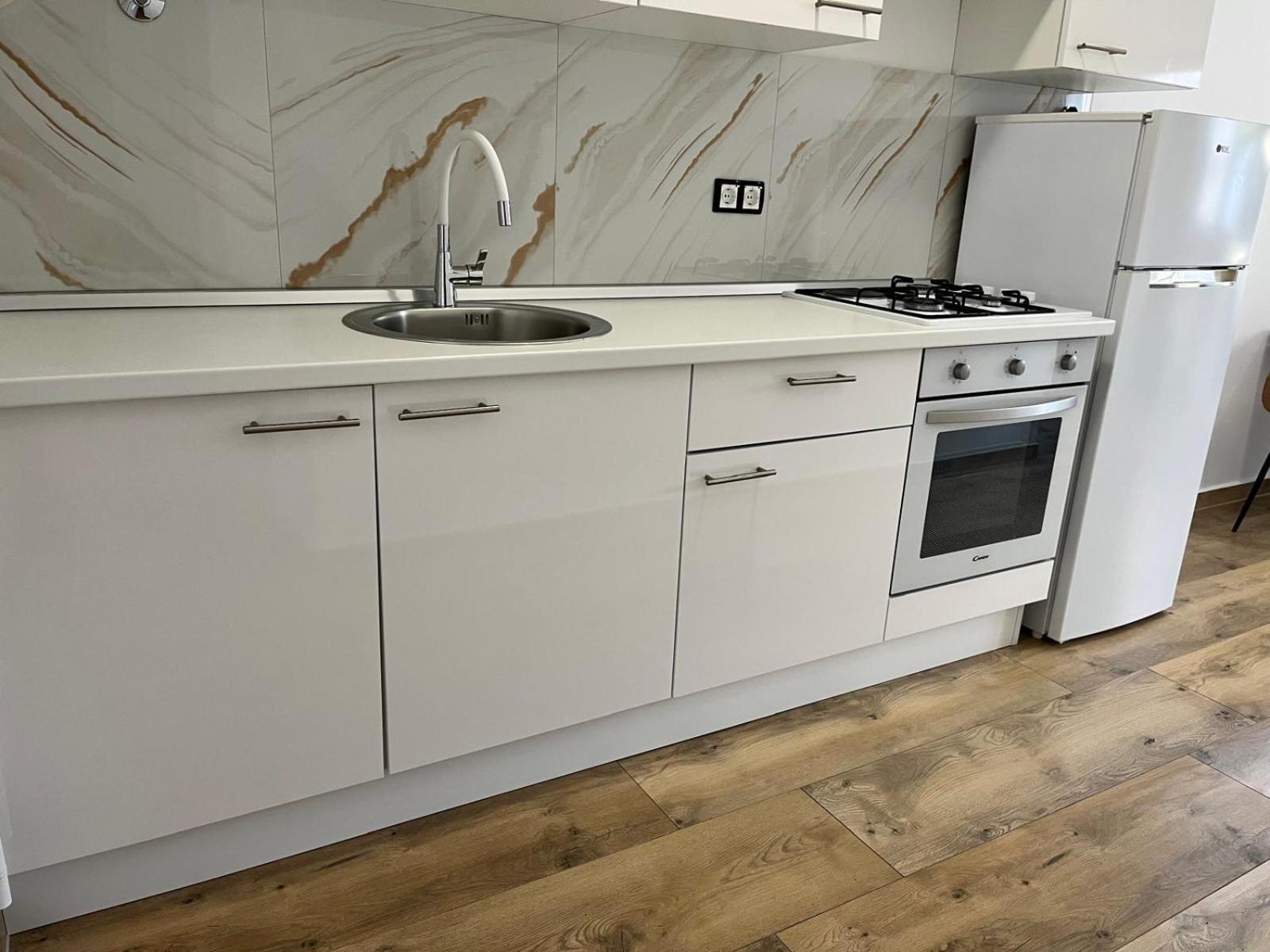 Apartments Rem Novalja Ngoại thất bức ảnh